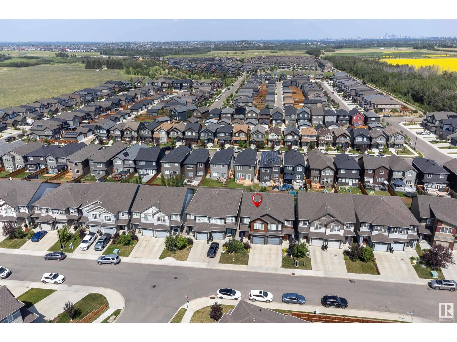 Edmonton, AB T6W3W1,2104 PRICE LANDING SW