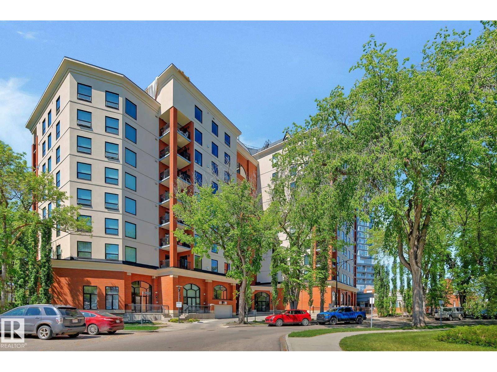 Edmonton, AB T5N4B6,#707 10108 125 ST NW