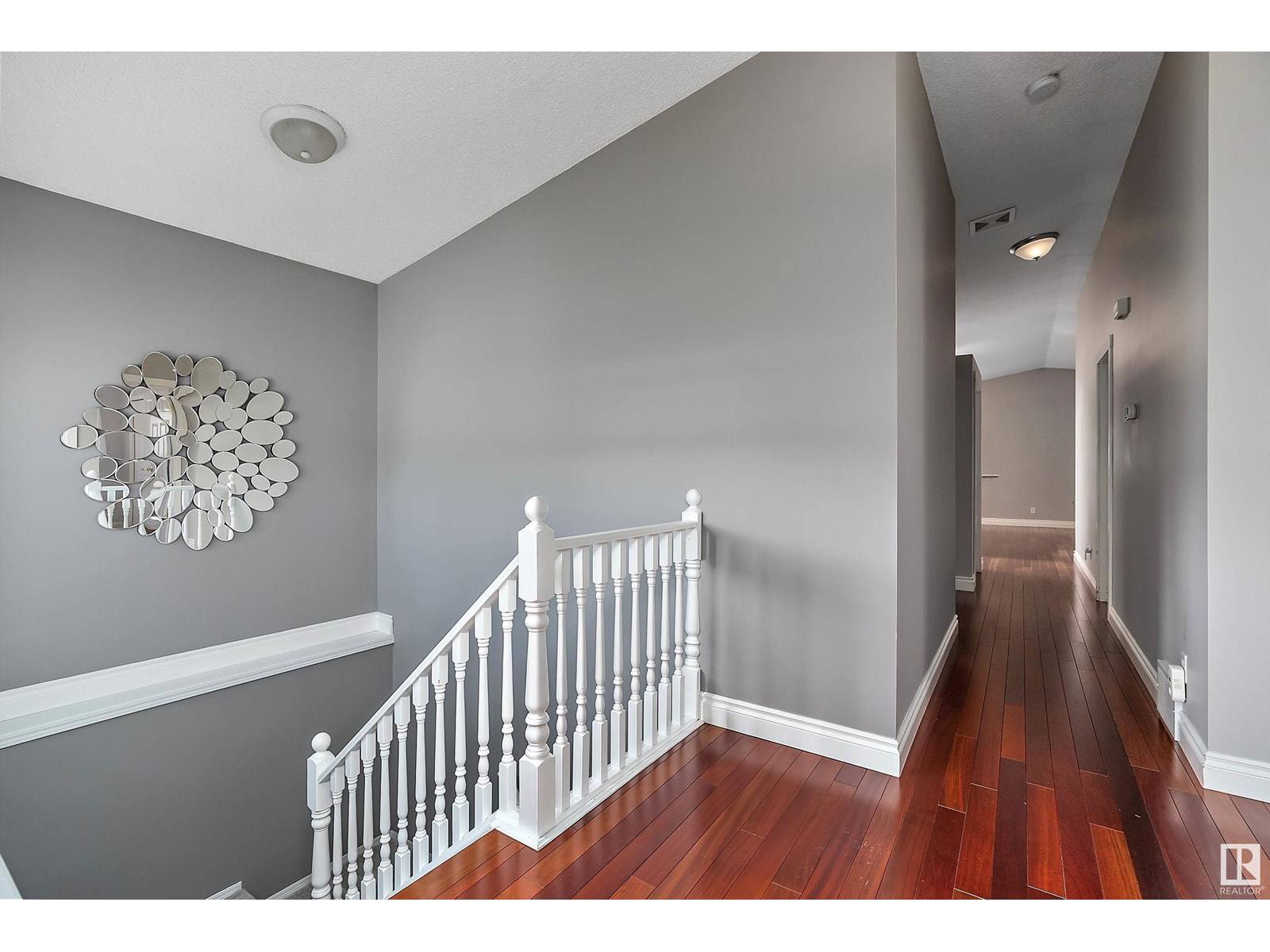 St. Albert, AB T8N6Y8,13 NEWMARKET WY