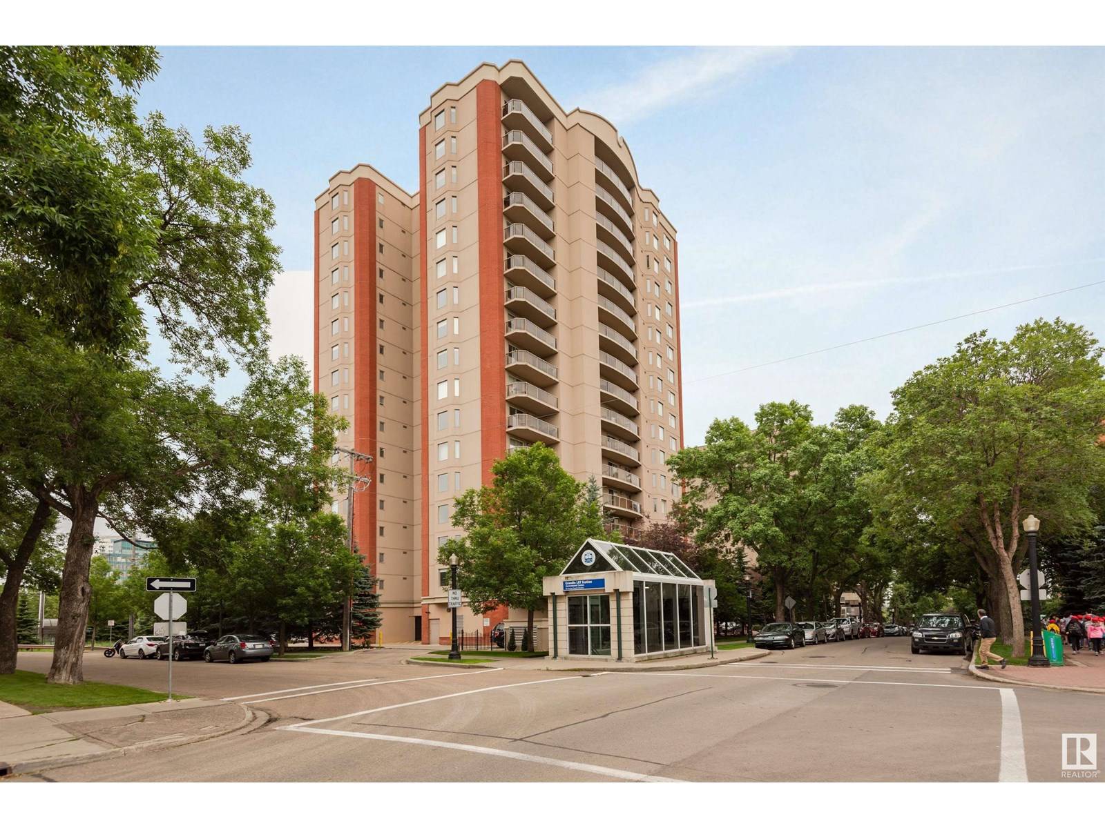 Edmonton, AB T5K2V8,#202 9741 110 ST NW