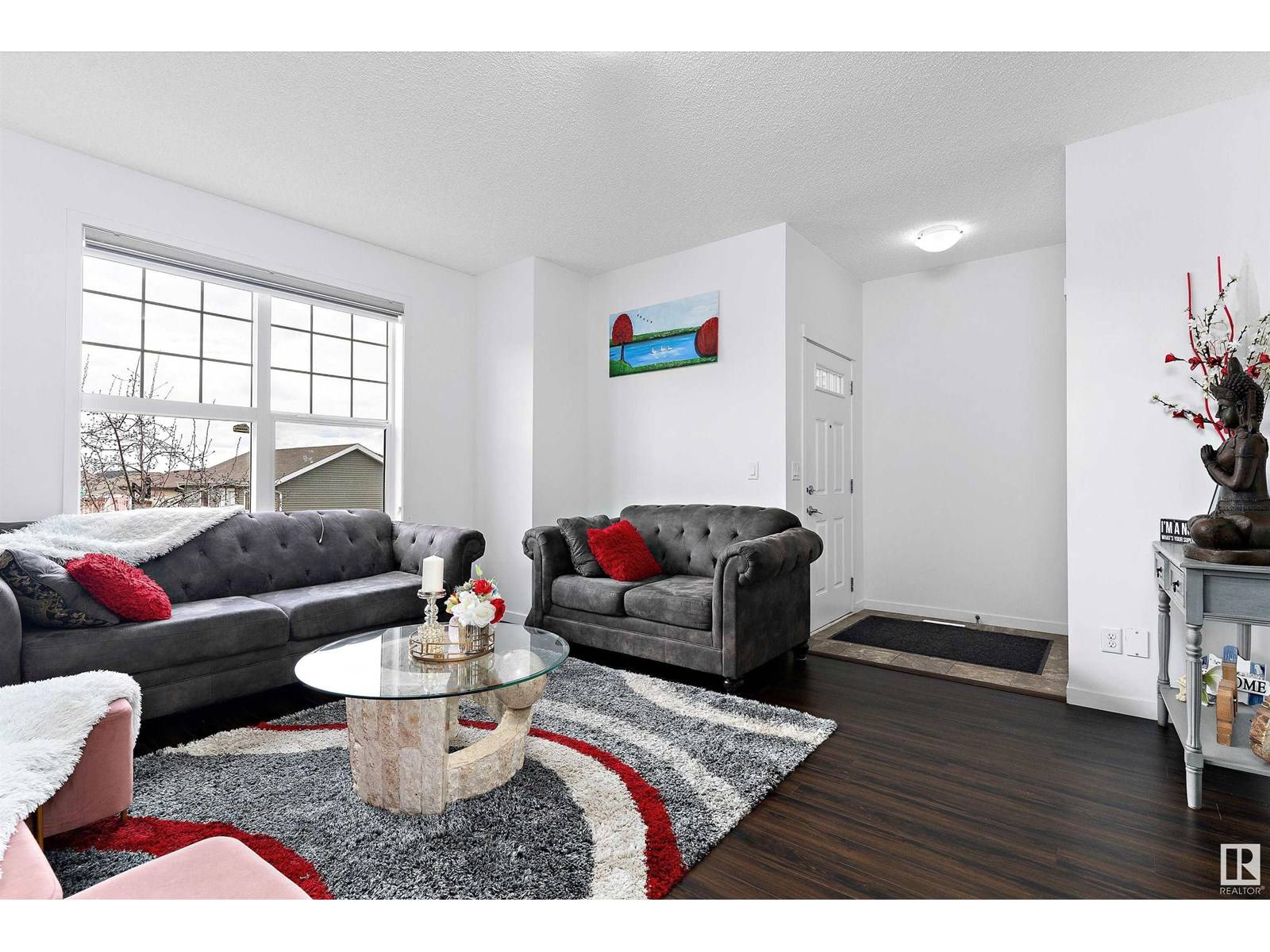 Edmonton, AB T6X1Z7,2031 52 ST SW