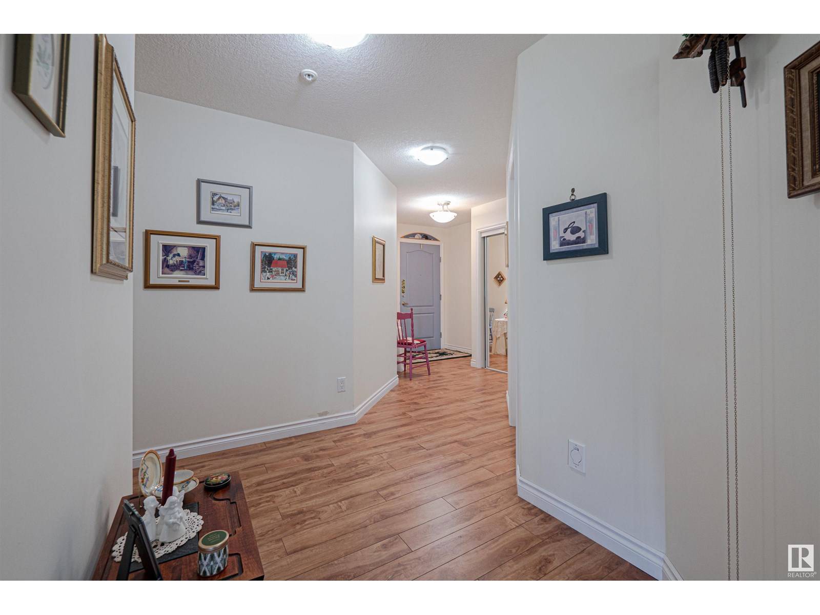 Fort Saskatchewan, AB T8L1N5,#212 9995 93 AV