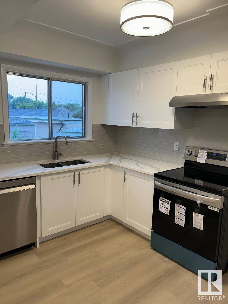 Fort Saskatchewan, AB T8L2L3,14 O'BRIEN DR
