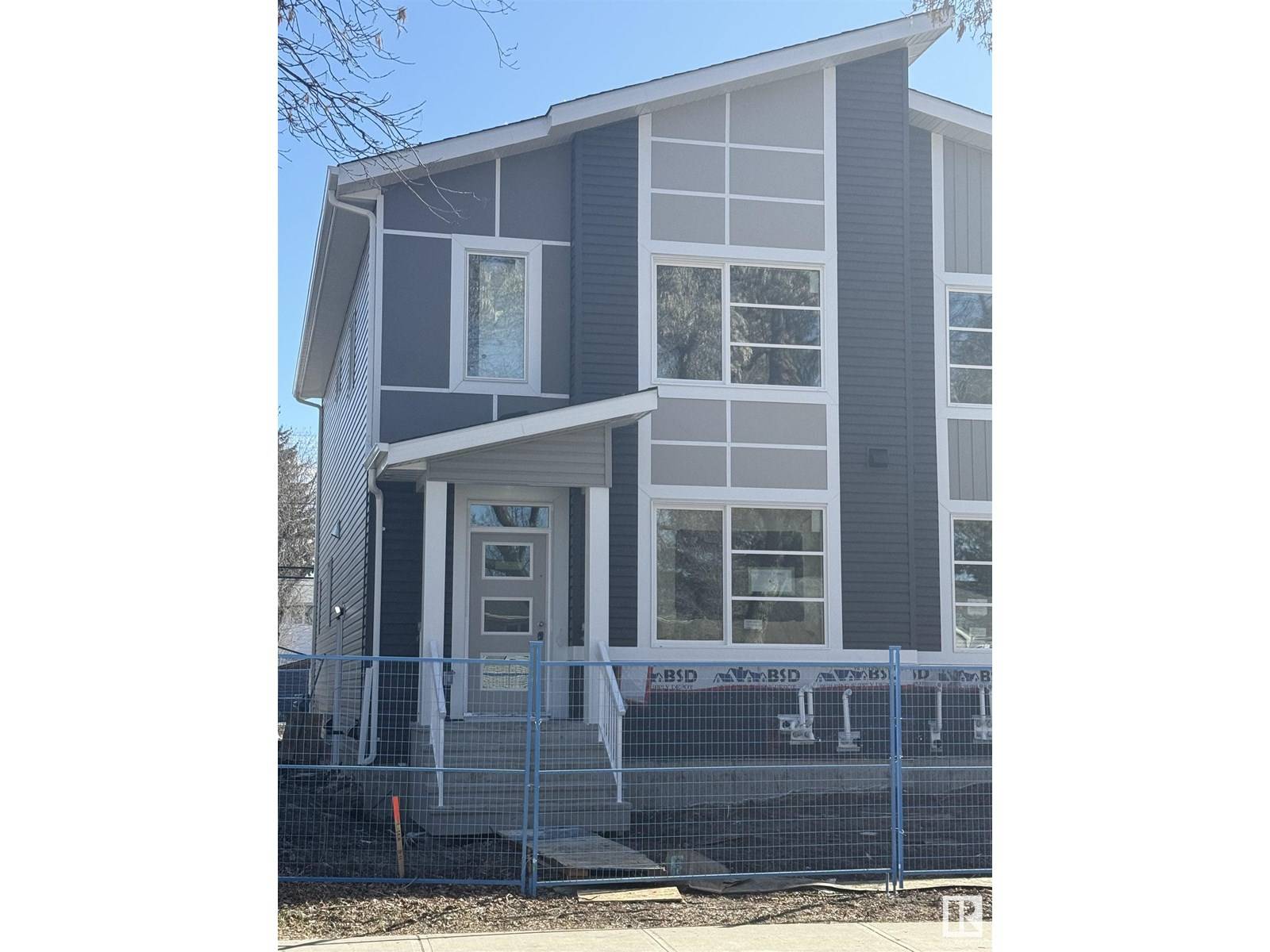 Edmonton, AB T5L0G9,11927 123 ST NW