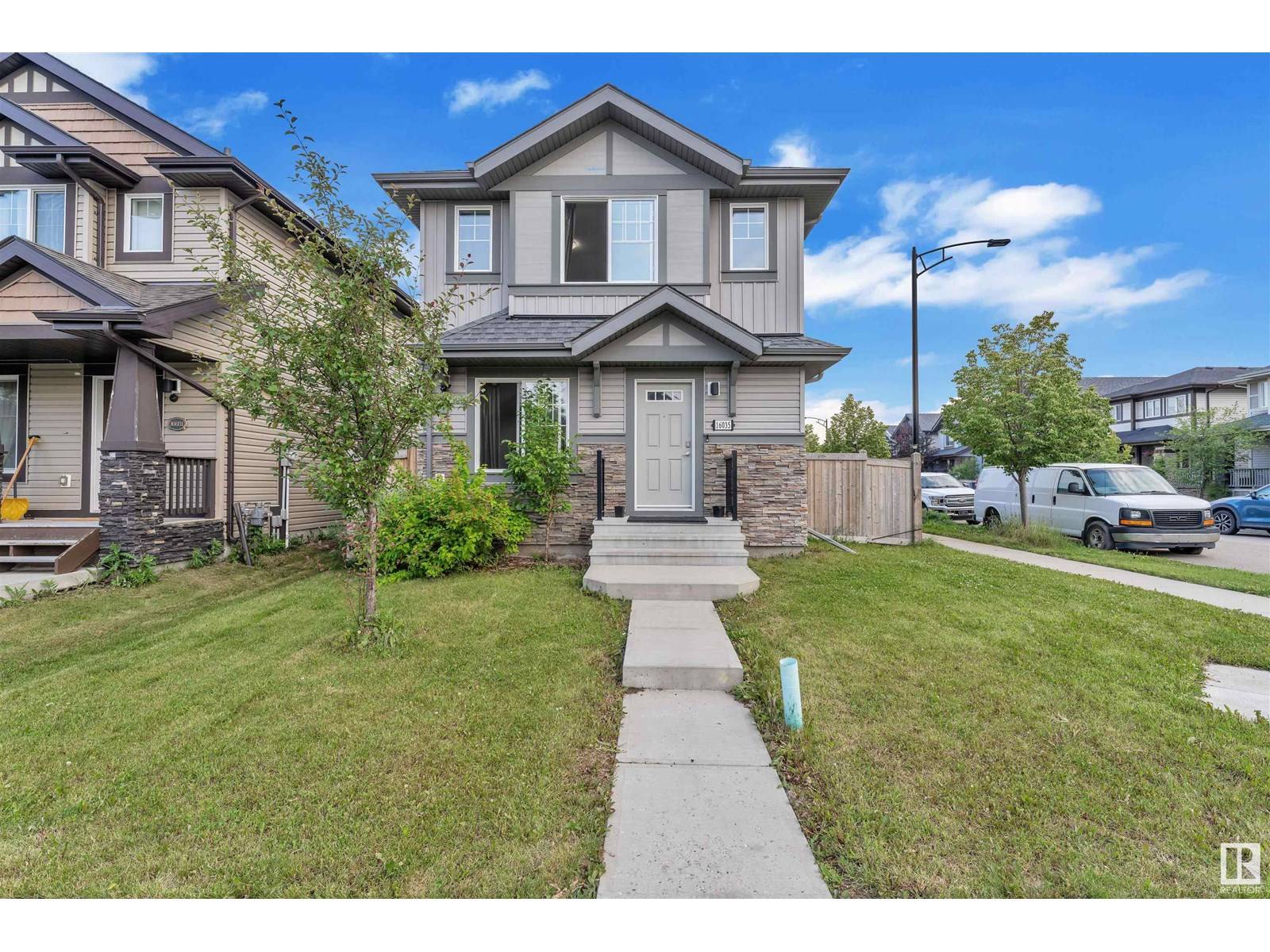 Edmonton, AB T6W2W6,16035 12 AV SW