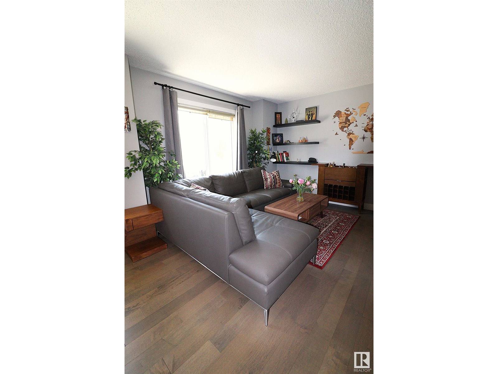 Edmonton, AB T6T1A5,#23 2922 Maple Way NW