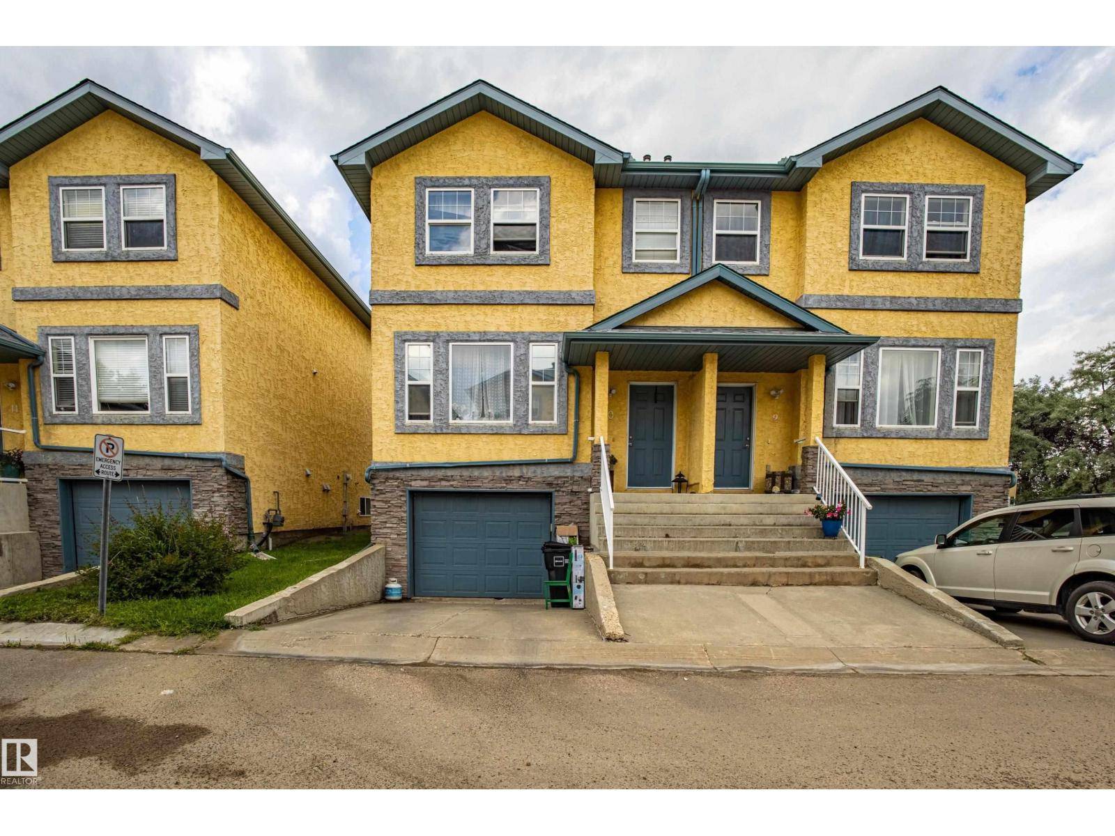 Edmonton, AB T5Z3X4,#10 16777 91 Street NW