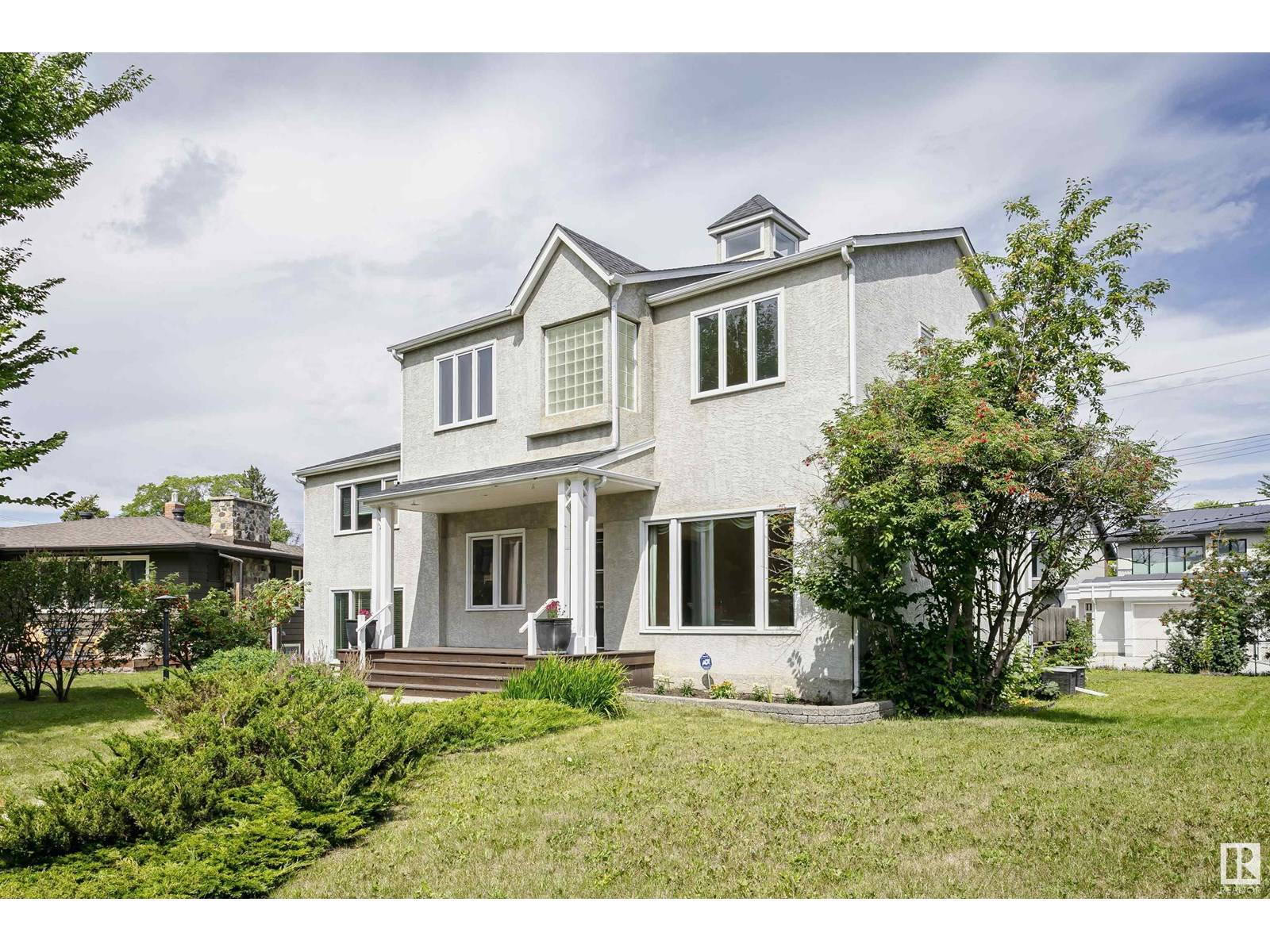 Edmonton, AB T6G1T3,8476 118 ST NW