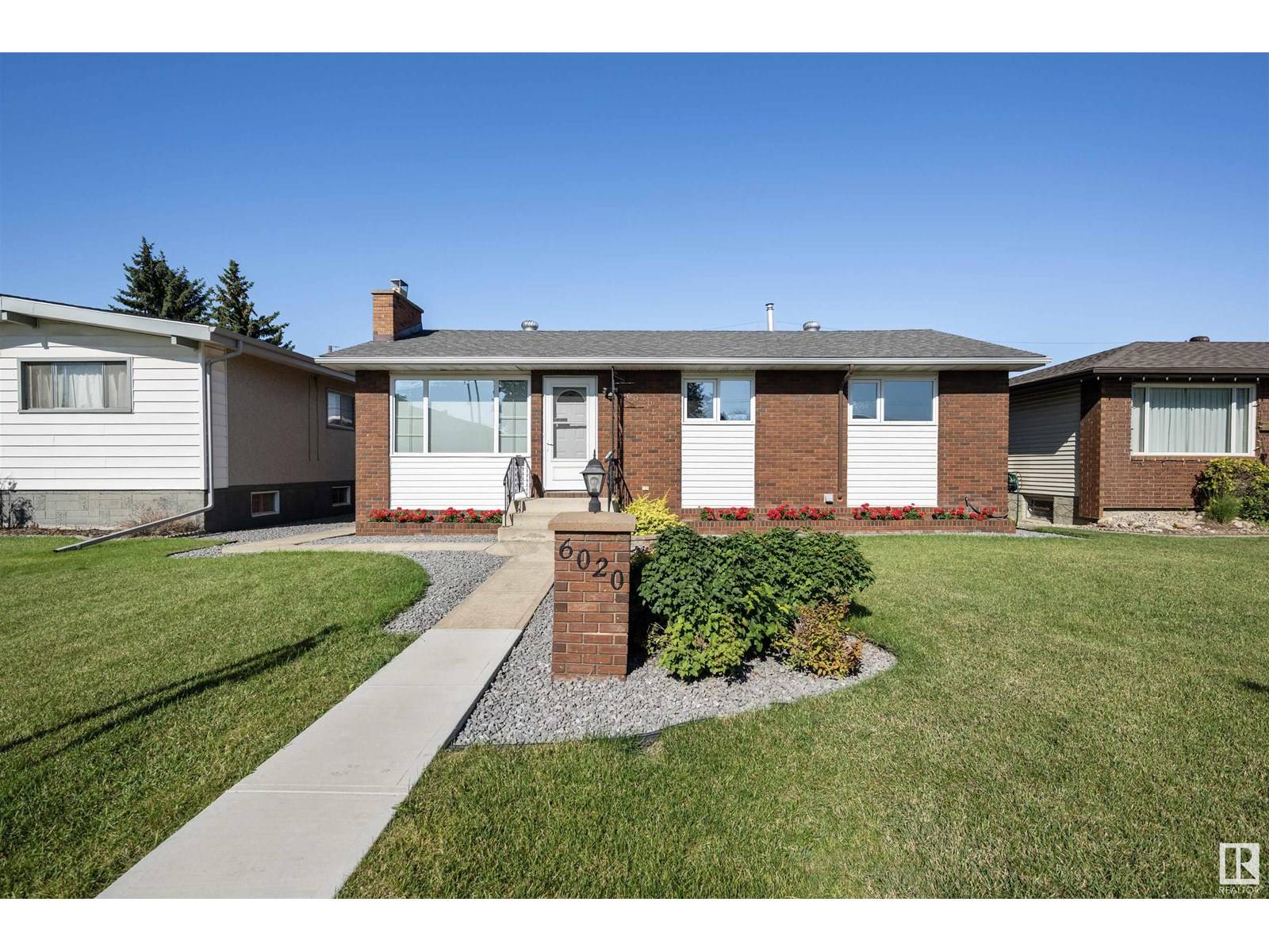 Edmonton, AB T6H2N4,6020 105 ST NW