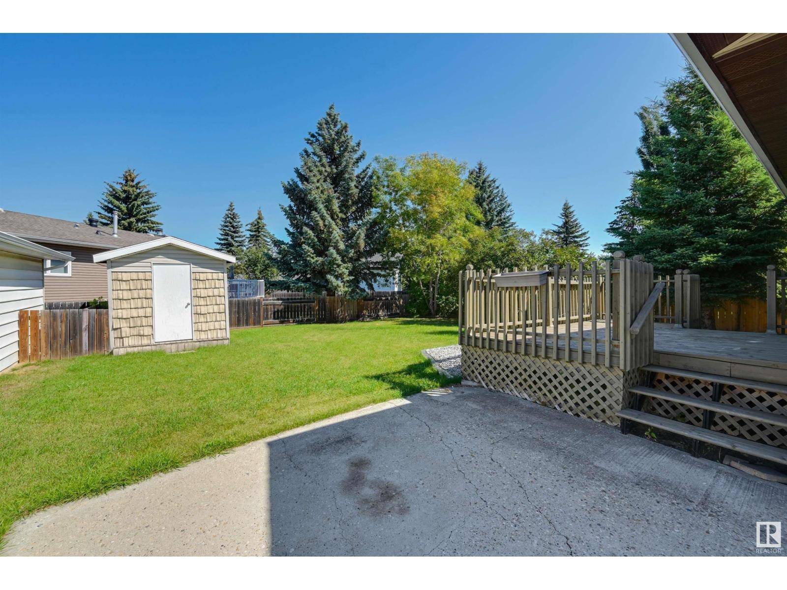Spruce Grove, AB T7X1S2,128 WESTBOURNE RD
