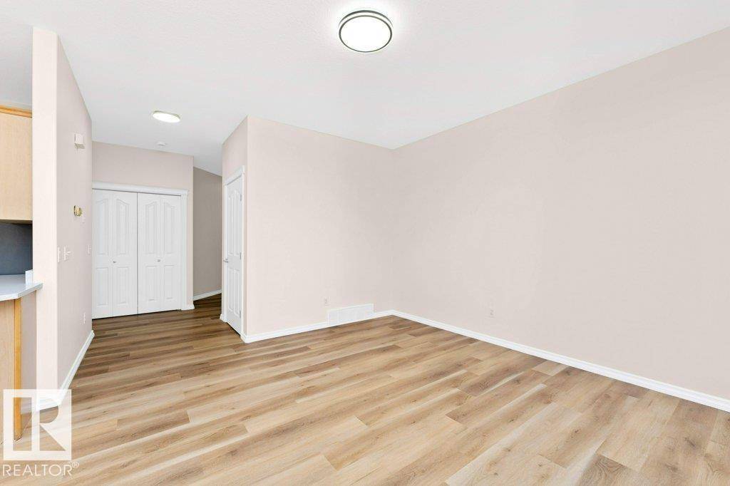 Edmonton, AB T6X0K5,#39 735 85 ST SW