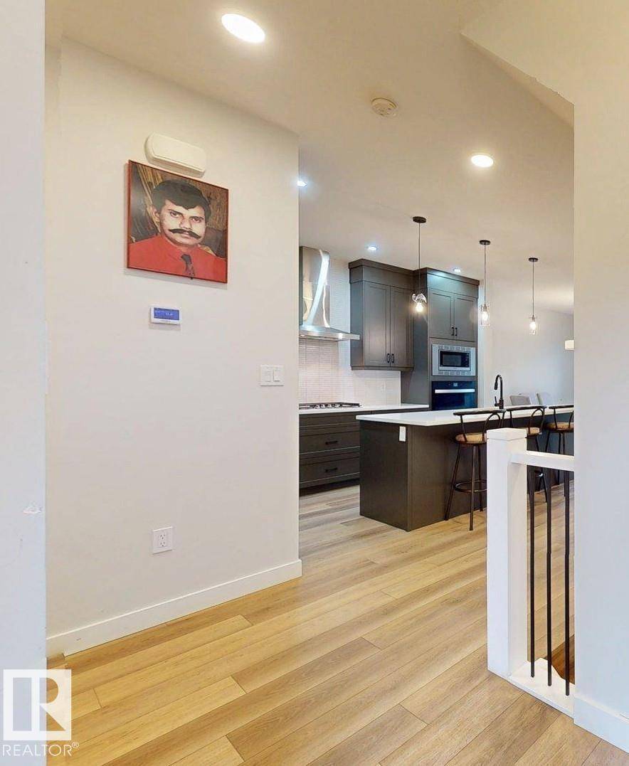 Edmonton, AB T6X3A6,1143 PLUM LN SW