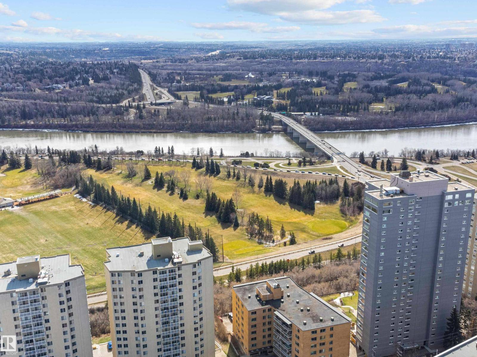 Edmonton, AB T5N3X8,#1601 12141 JASPER AV NW