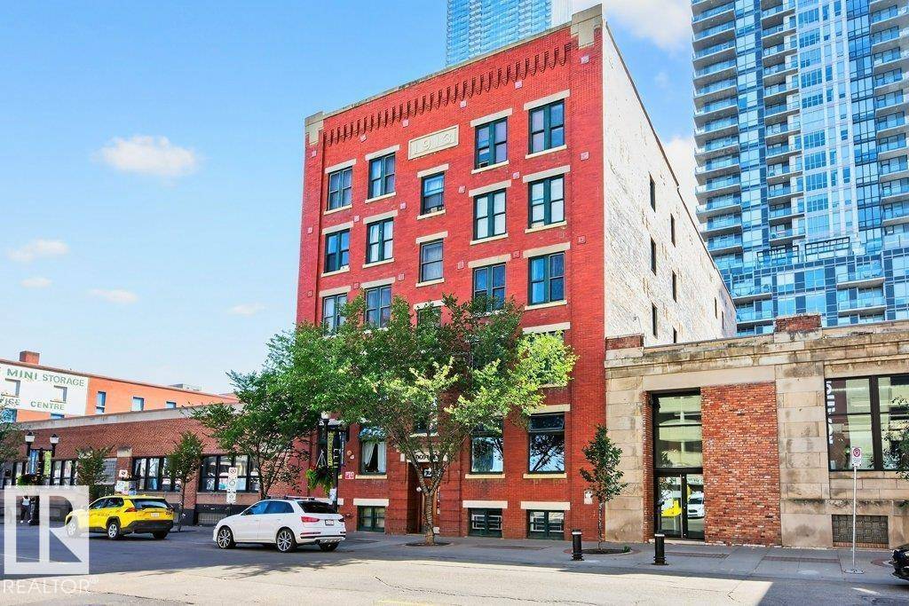 Edmonton, AB T5J1B1,#403 10249 104 ST NW