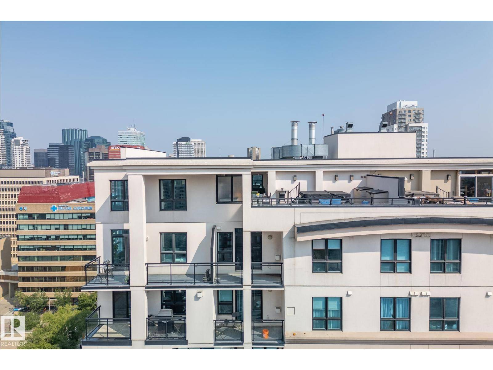 Edmonton, AB T5K1H6,#PH04/1804 9939 109 ST NW