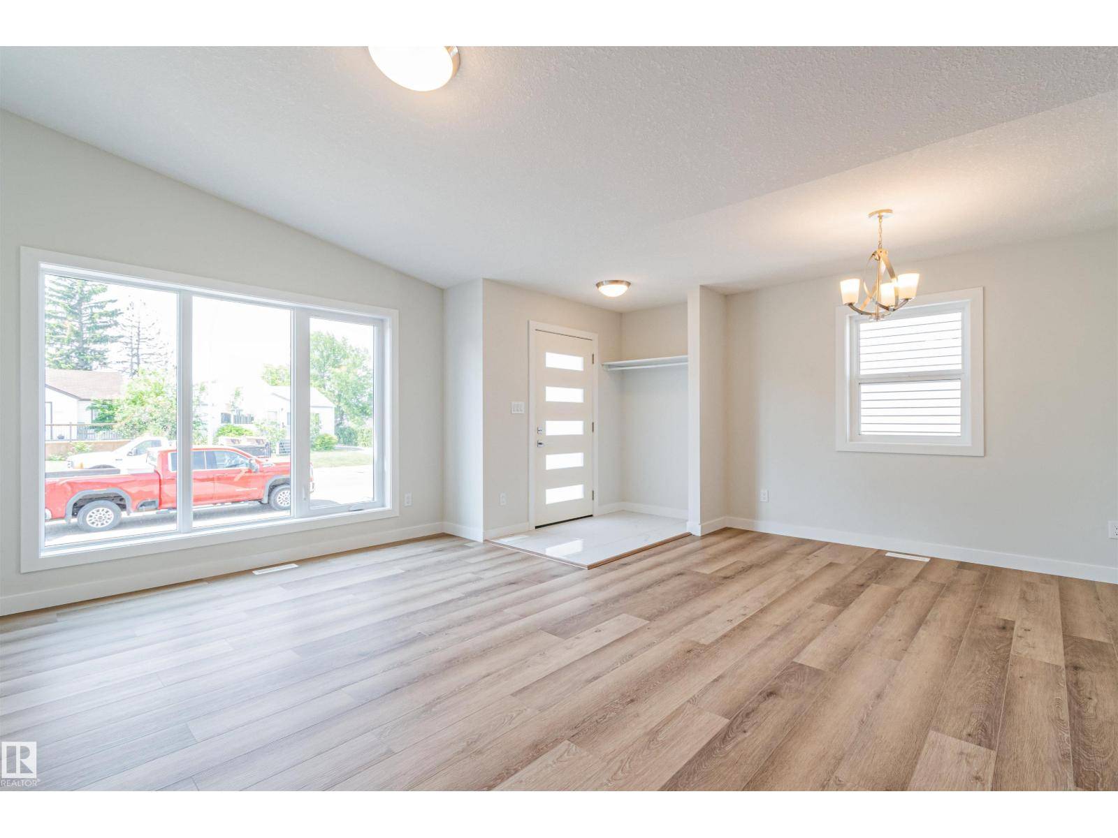 Edmonton, AB T5B3S5,12125 88 ST NW