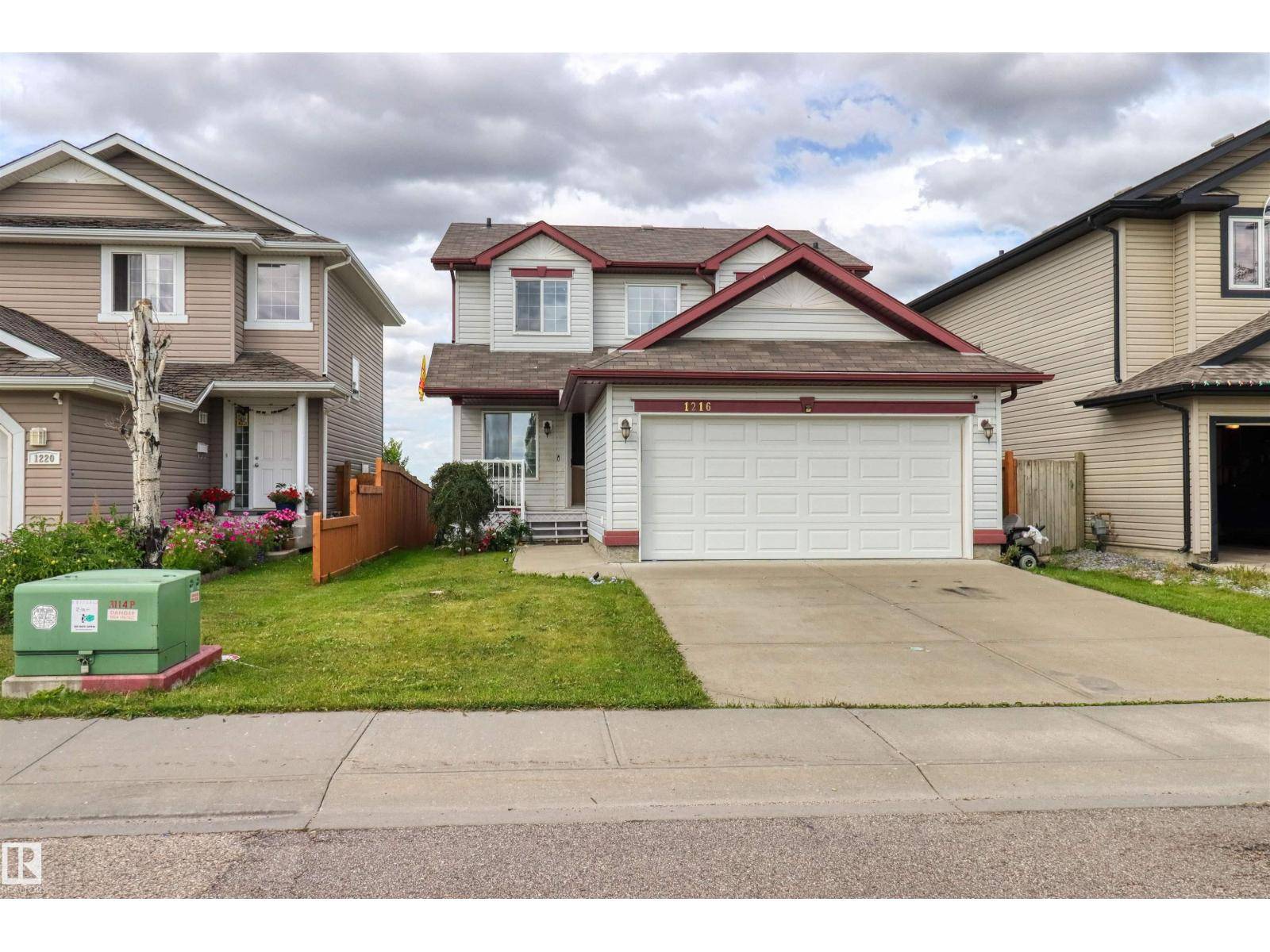 Edmonton, AB T6T0E5,1216 37C Ave NW