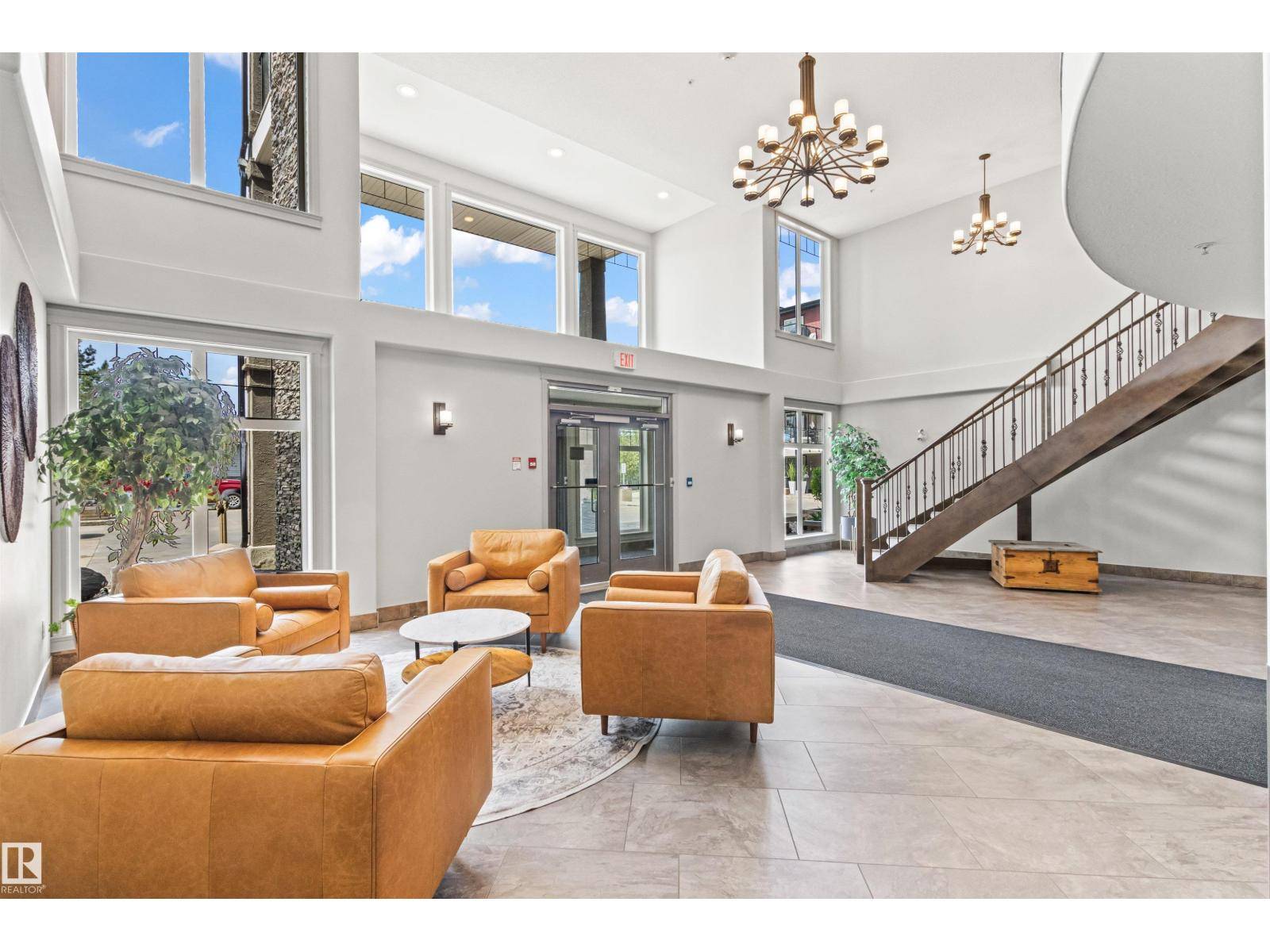 Edmonton, AB T6W1X3,#112 12408 15 AV SW SW