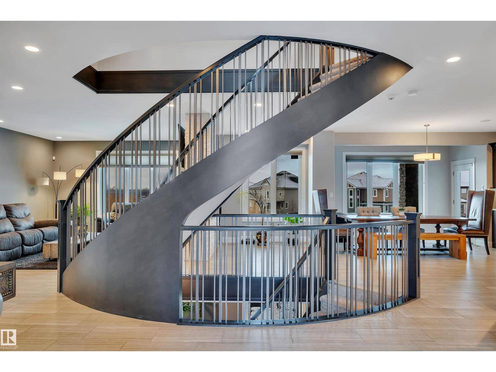 Edmonton, AB T6W2E1,4510 WINGFIELD BA NW