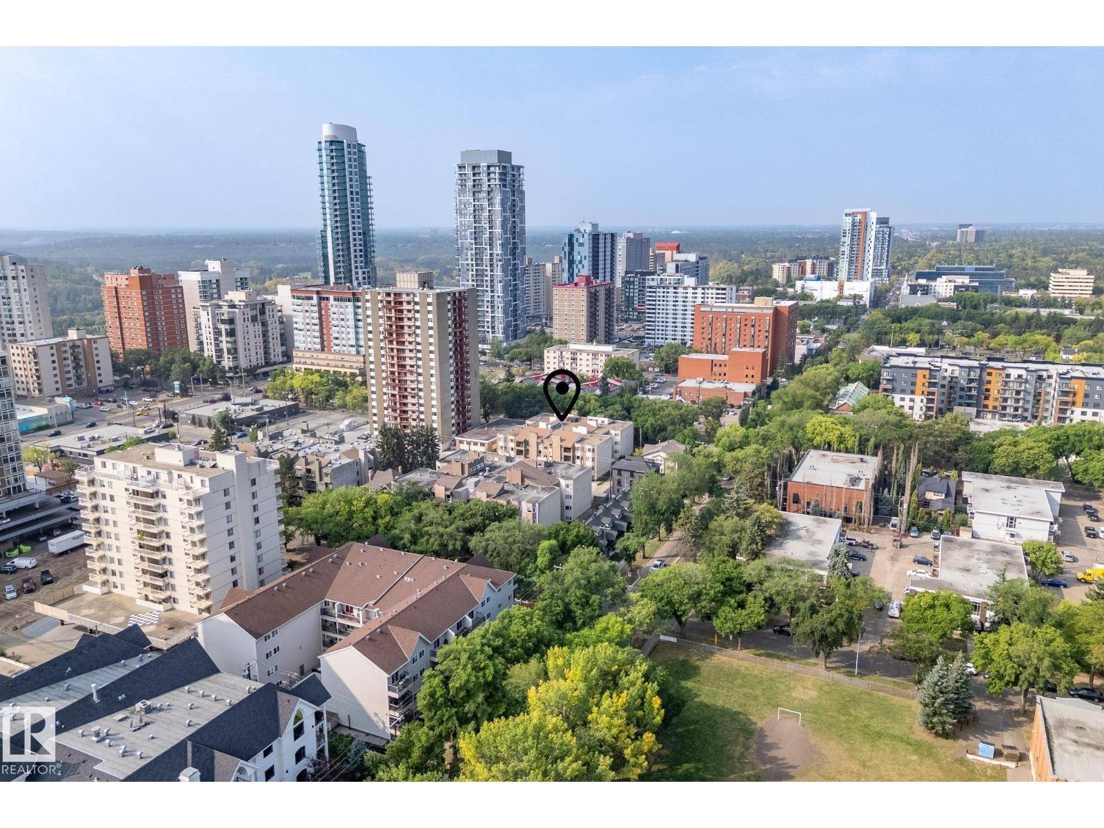 Edmonton, AB T5K1Z1,#305 10171 119 ST NW