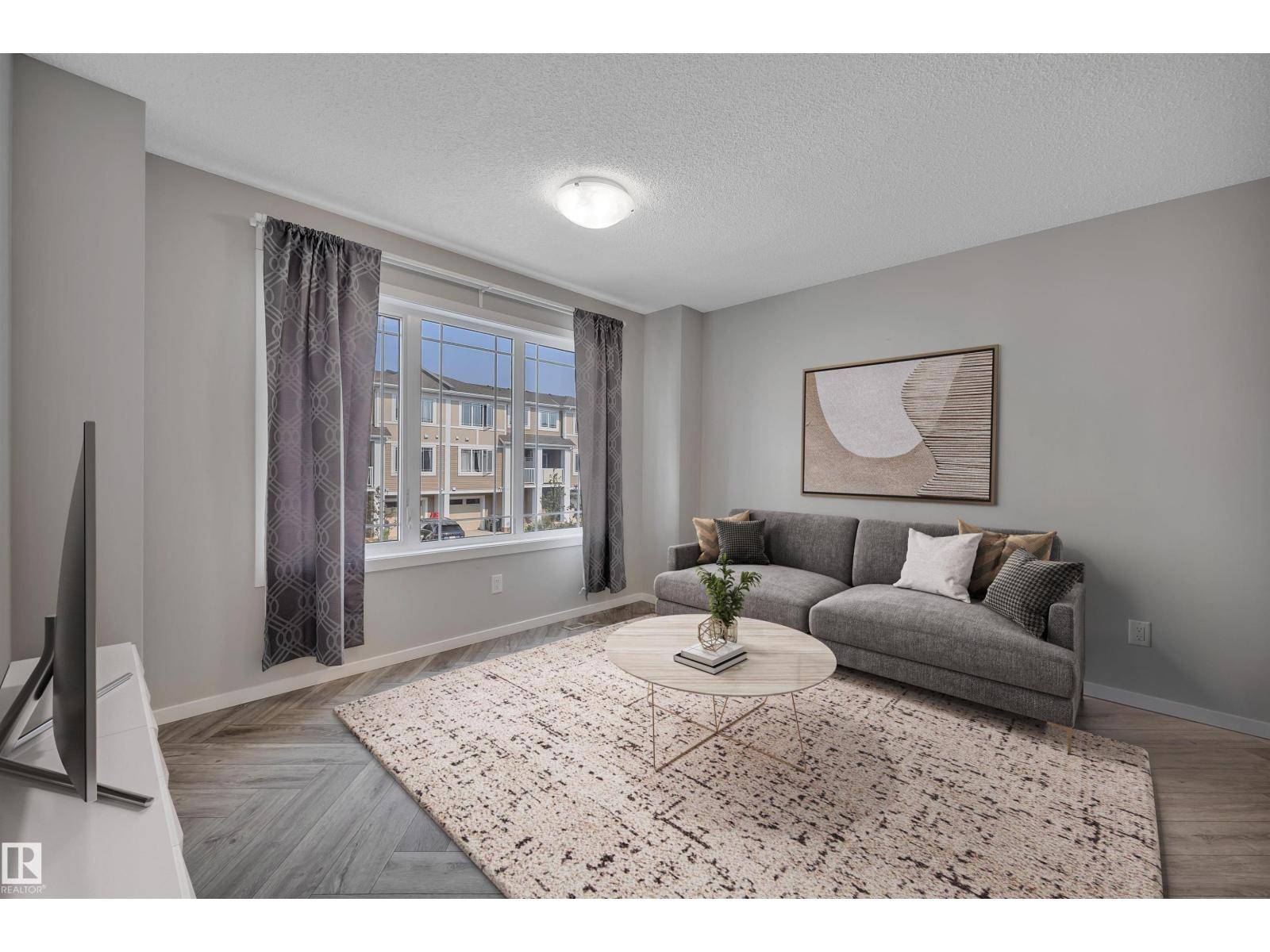 Edmonton, AB T6M1N3,20613 21A AV NW