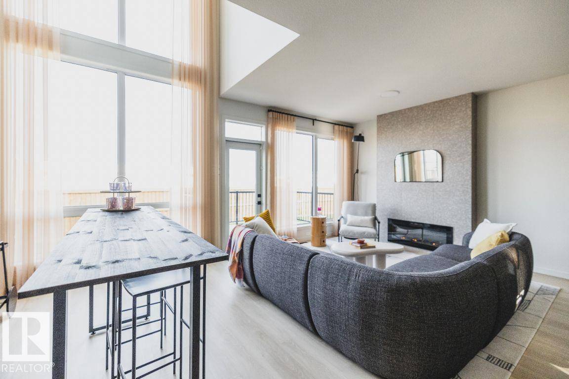 Edmonton, AB T5X0M5,17326 98A ST NW