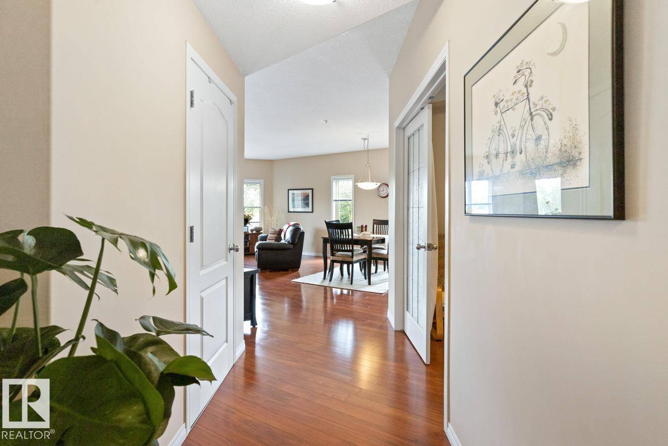 Edmonton, AB T6E1W5,#202 9905 81 AV NW