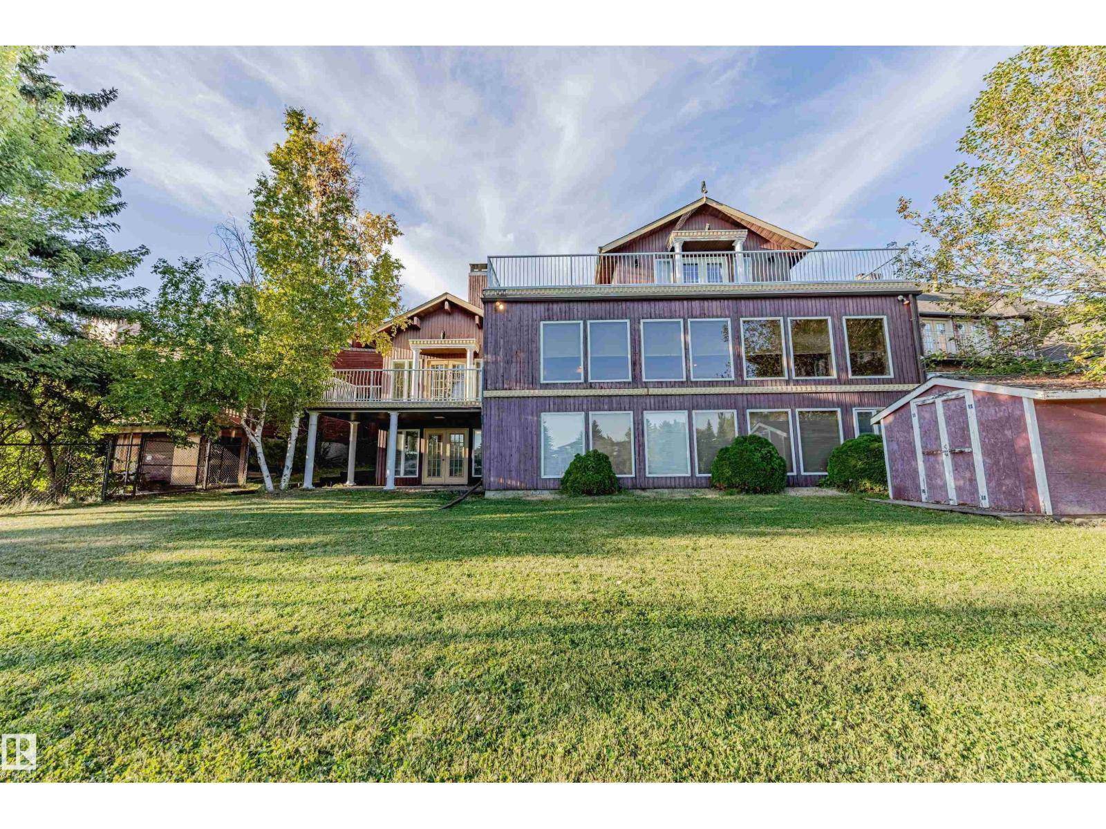 Edmonton, AB T6J5B6,1602 106 ST NW