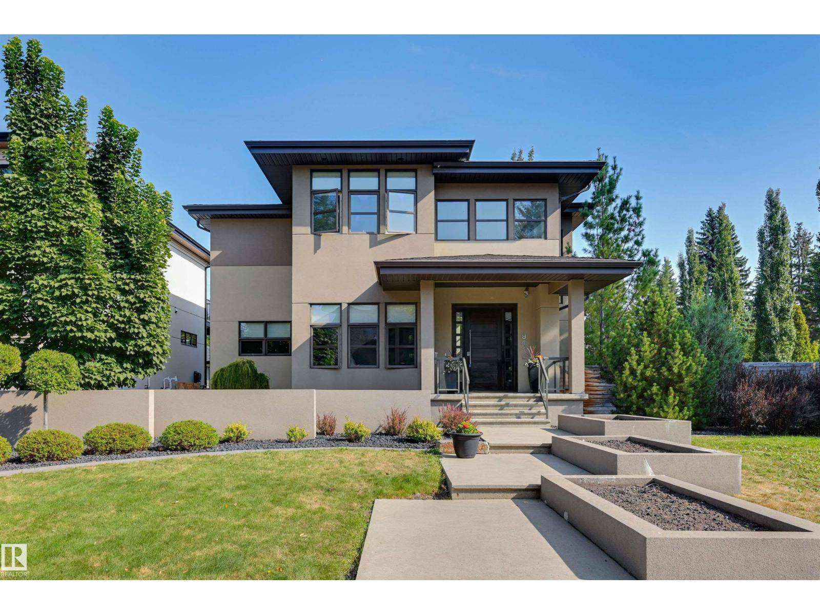 Edmonton, AB T5R0R8,9415 144 ST NW