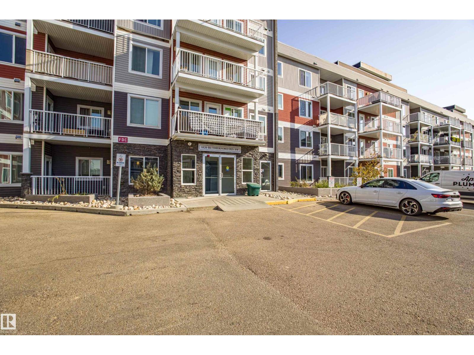 Edmonton, AB T6W2K6,#211 1820 RUTHERFORD RD SW SW