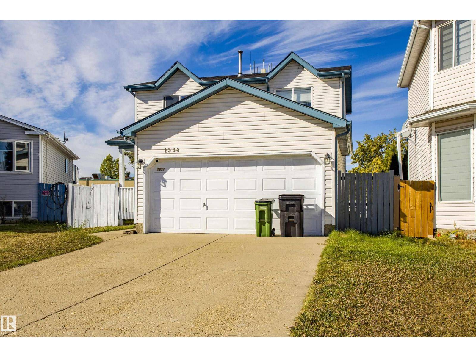 Edmonton, AB T6L6Y5,1534 49A ST NW NW