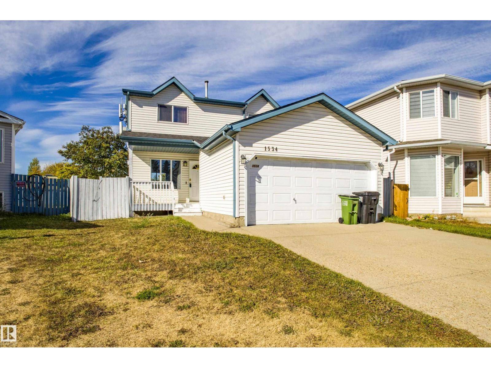 Edmonton, AB T6L6Y5,1534 49A ST NW NW