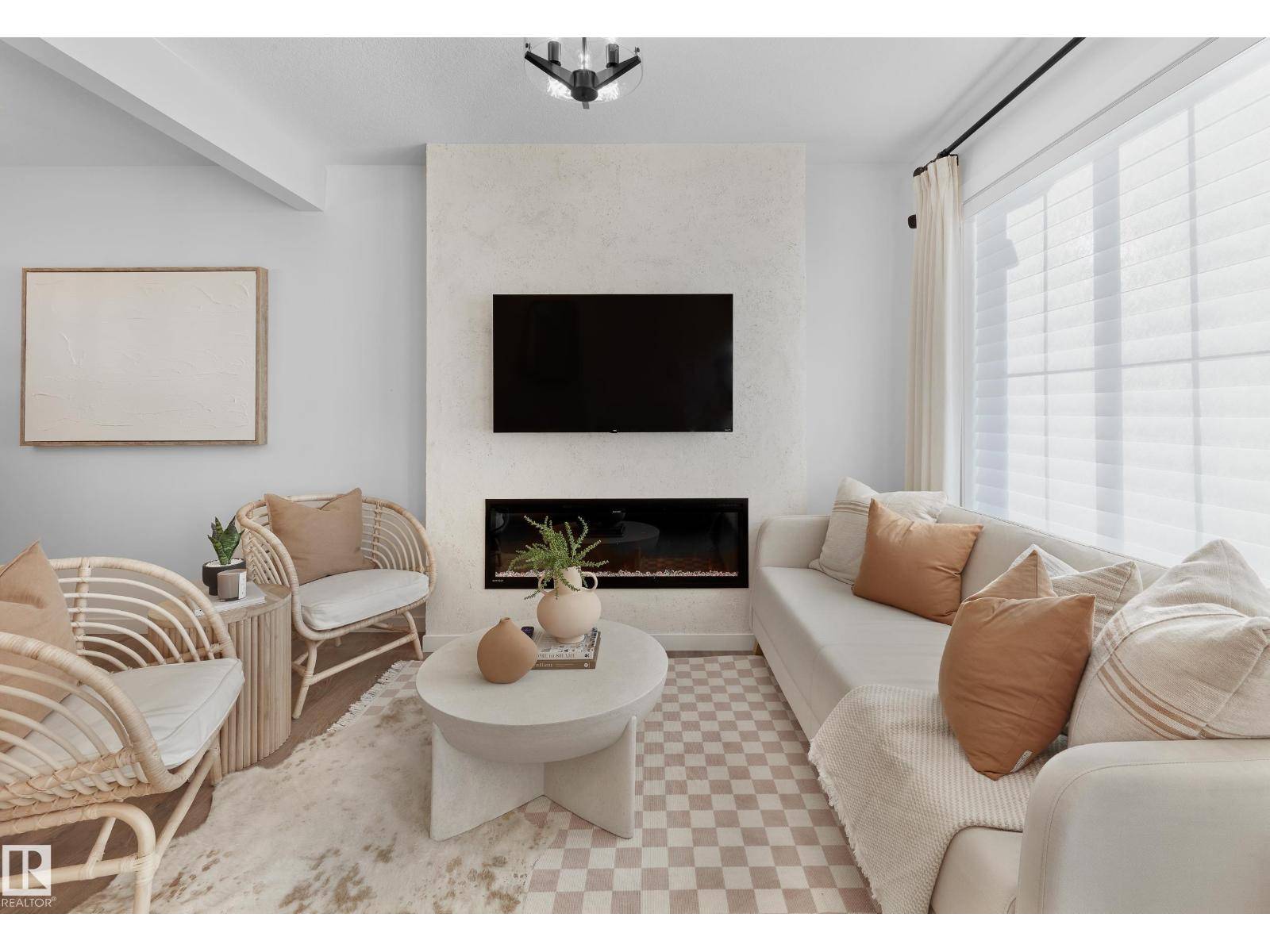 Edmonton, AB T5Y4E7,208 MARQUIS BV NE