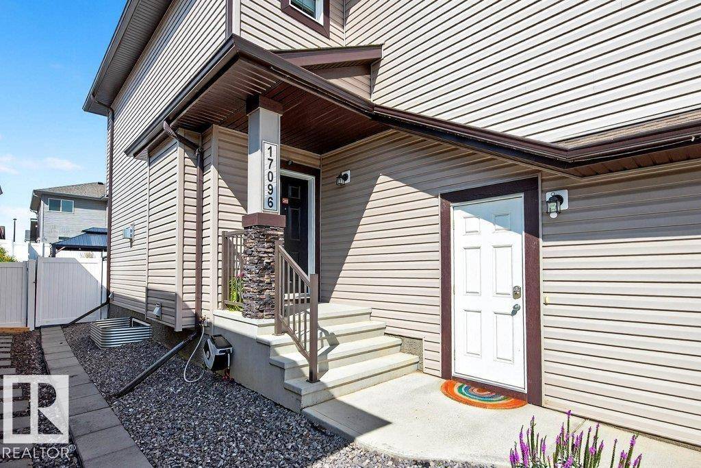 Edmonton, AB T5Y4B1,17096 46 ST NW
