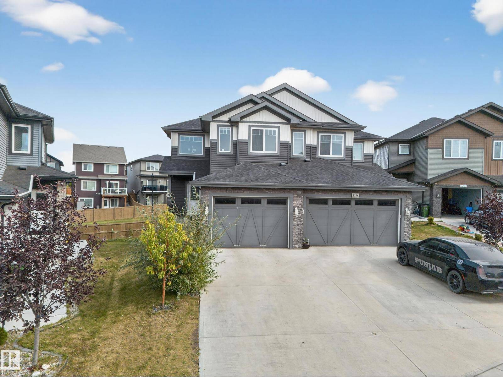 Edmonton, AB T6X2E2,3752 WEIDLE CR SW