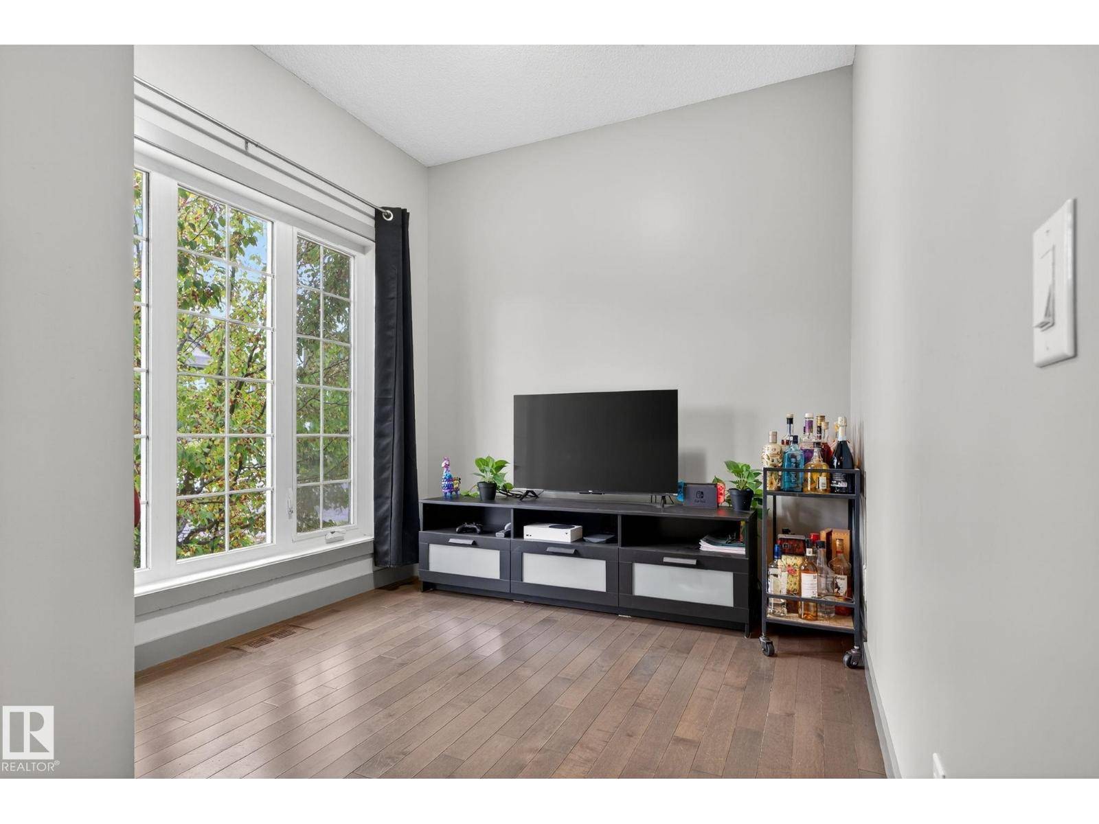 Edmonton, AB T6X1S5,5514 CRABAPPLE LO SW