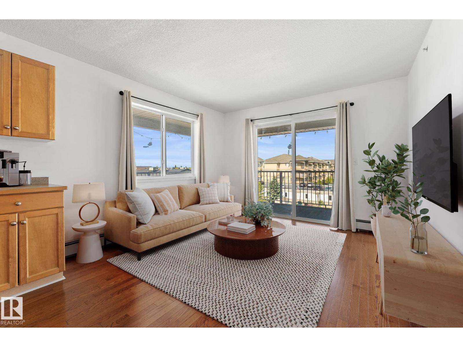 Edmonton, AB T5X6J4,#420 12550 140 AV NW