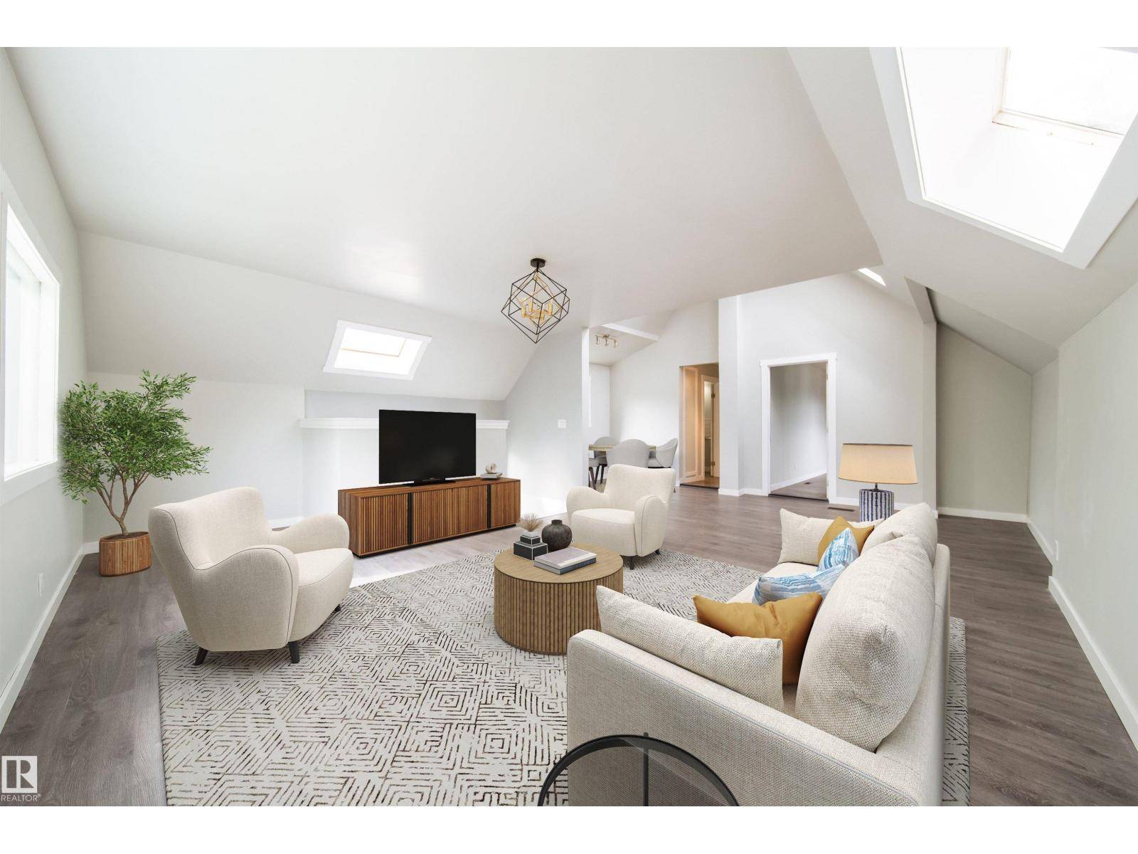 Edmonton, AB T5B2G4,11908 77 ST NW