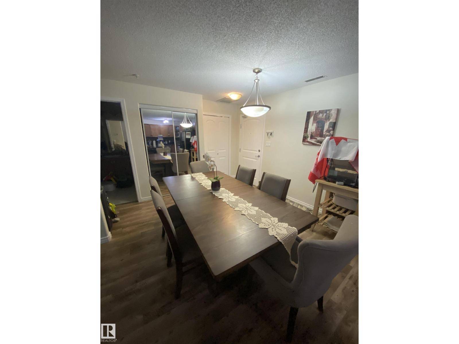 Edmonton, AB T6T0W8,#319 17415 99 AV NW NW