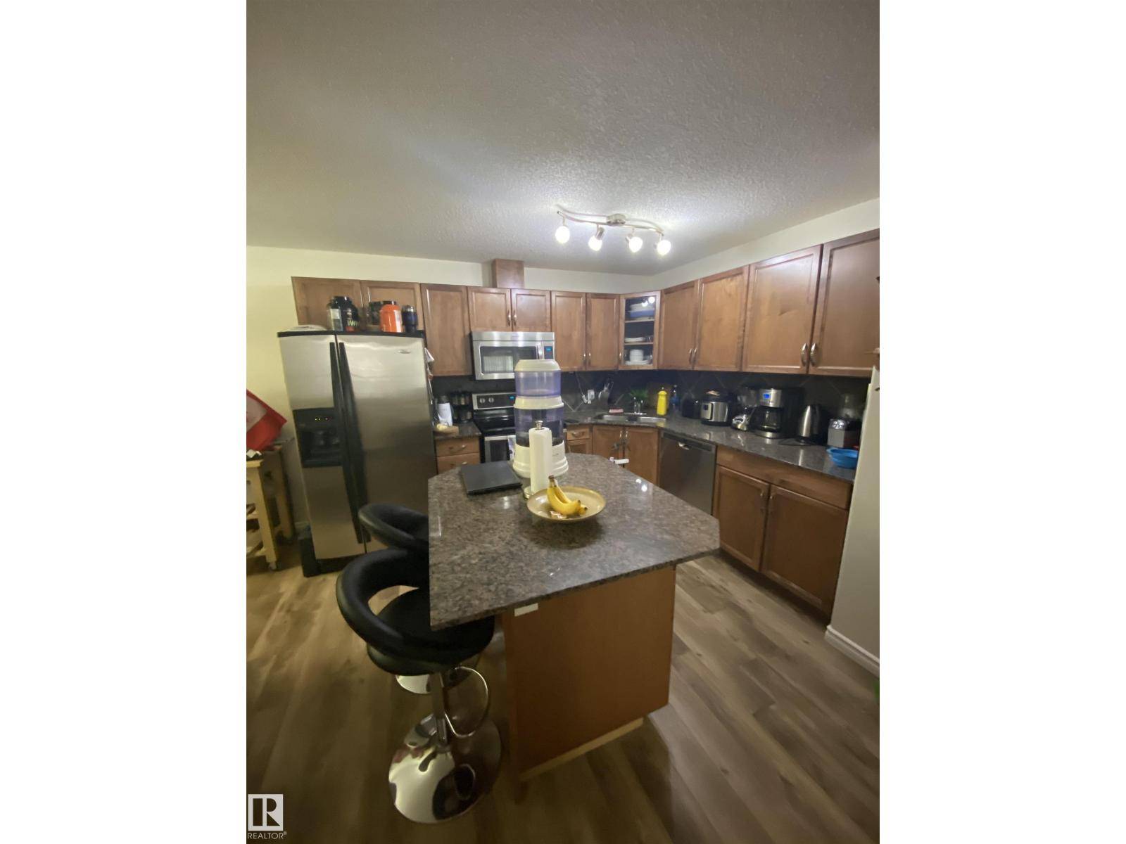 Edmonton, AB T6T0W8,#319 17415 99 AV NW NW