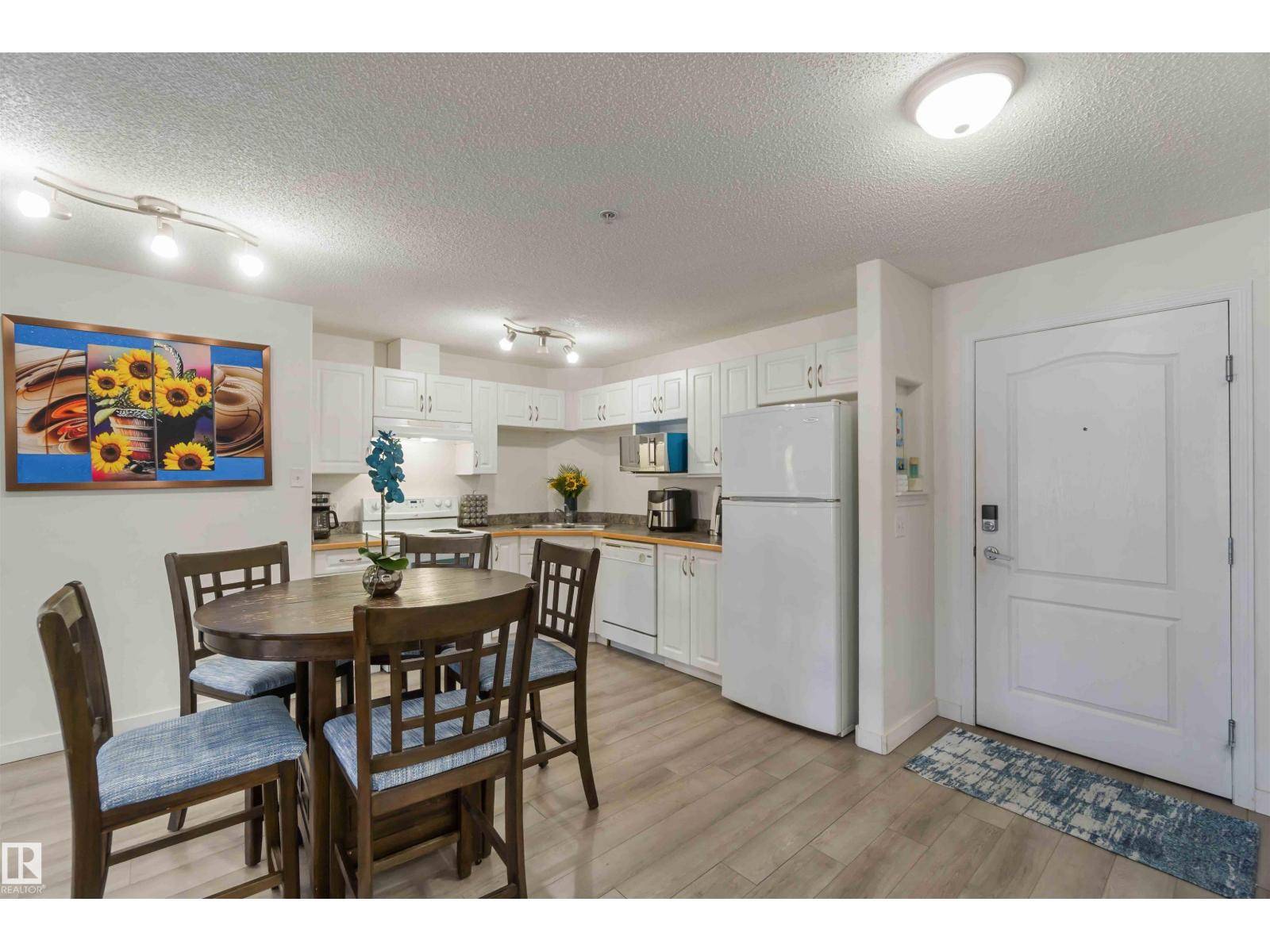 Edmonton, AB T6M0A4,#324 5350 199 ST NW