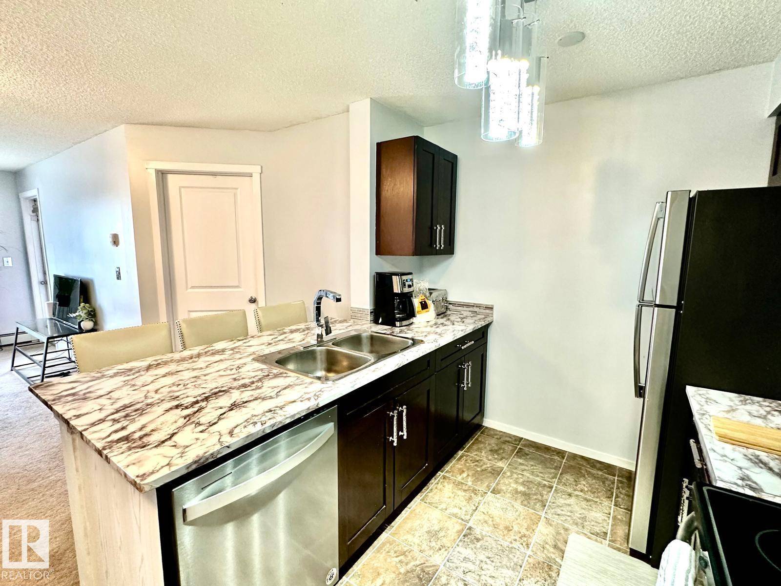 Edmonton, AB T6W3L5,#219 5370 CHAPPELLE RD SW