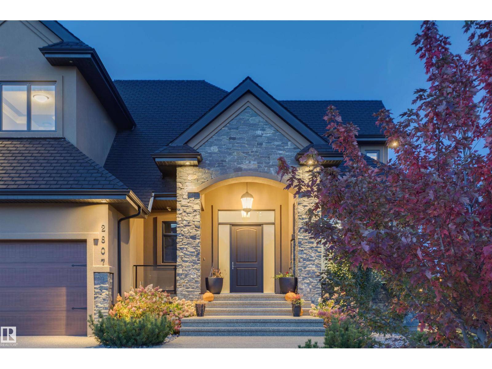 Edmonton, AB T6W2M6,2807 WHEATON DR NW