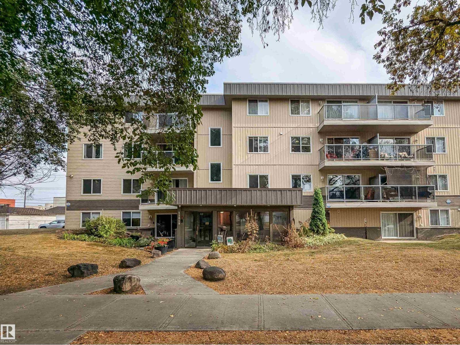 Edmonton, AB T5H2Z6,#201 11019 107 ST NW