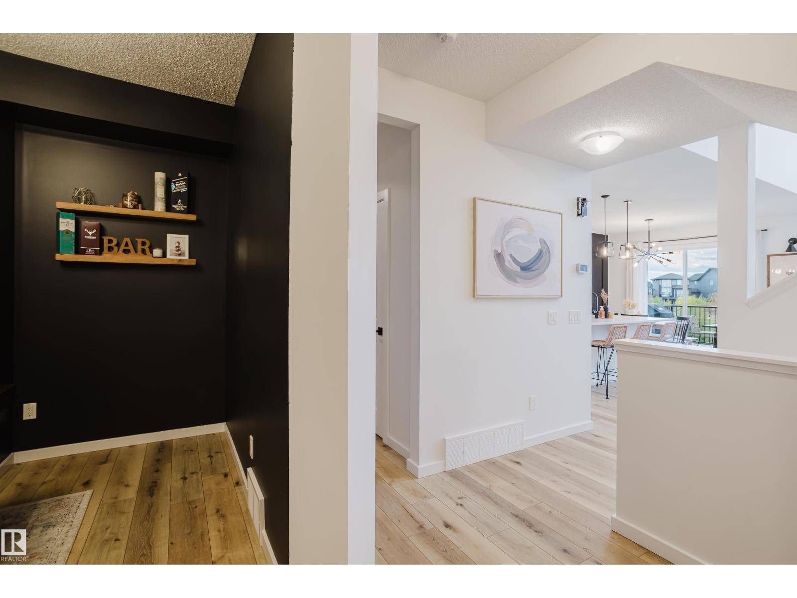 Edmonton, AB T6X2M8,2342 CHOKECHERRY CL SW