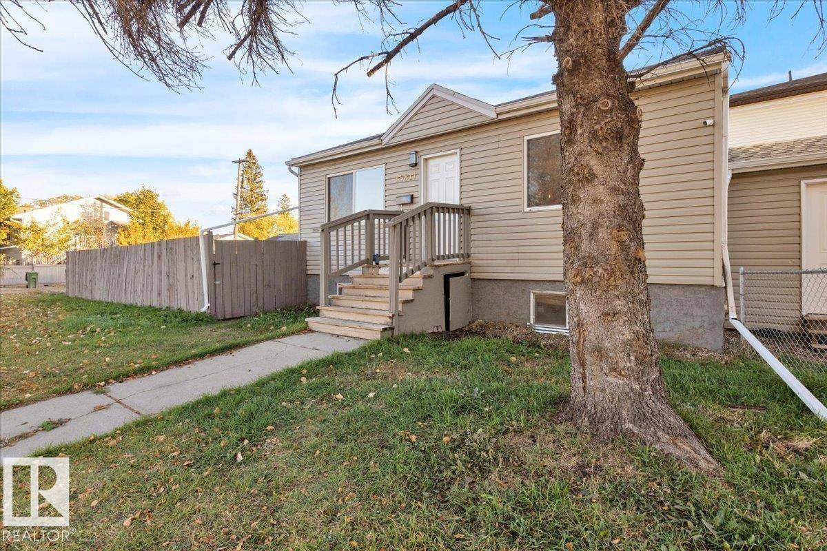 Edmonton, AB T5P3A5,10345 159 ST NW