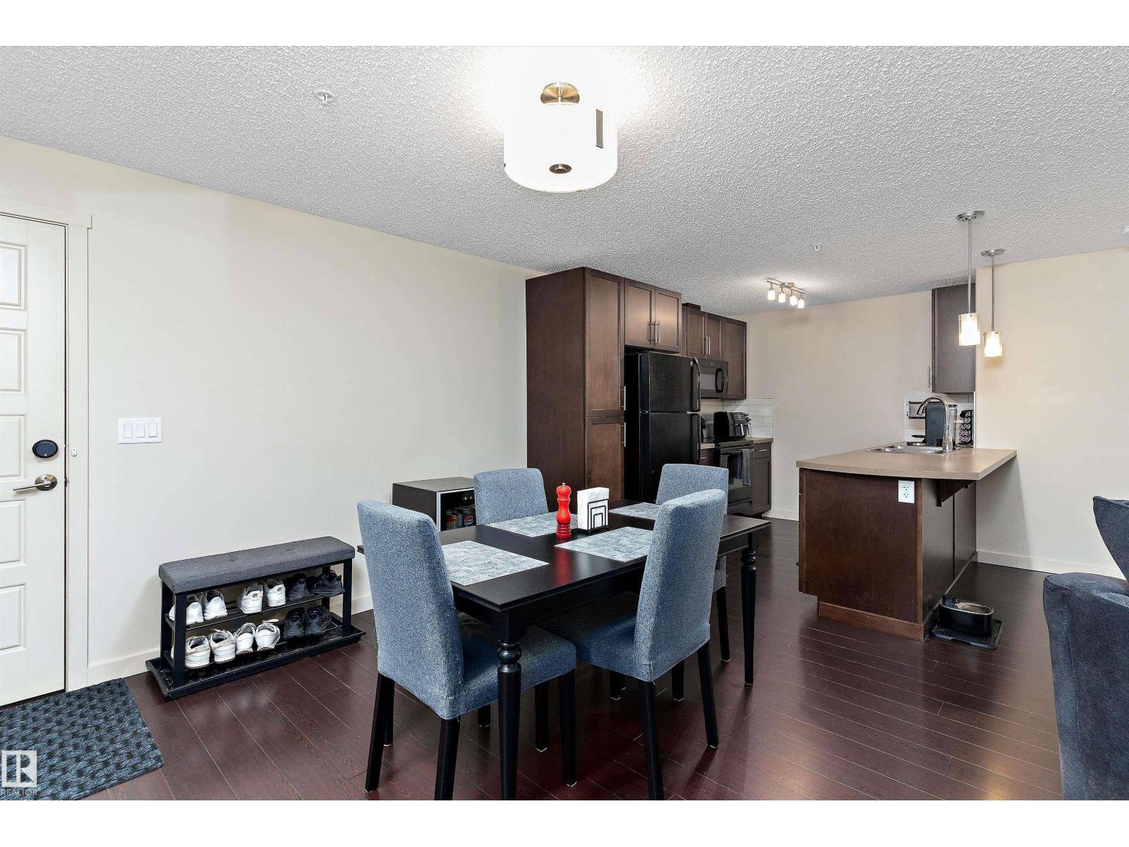 Edmonton, AB T5Z0K8,#238 6076 SCHONSEE WY NW NW