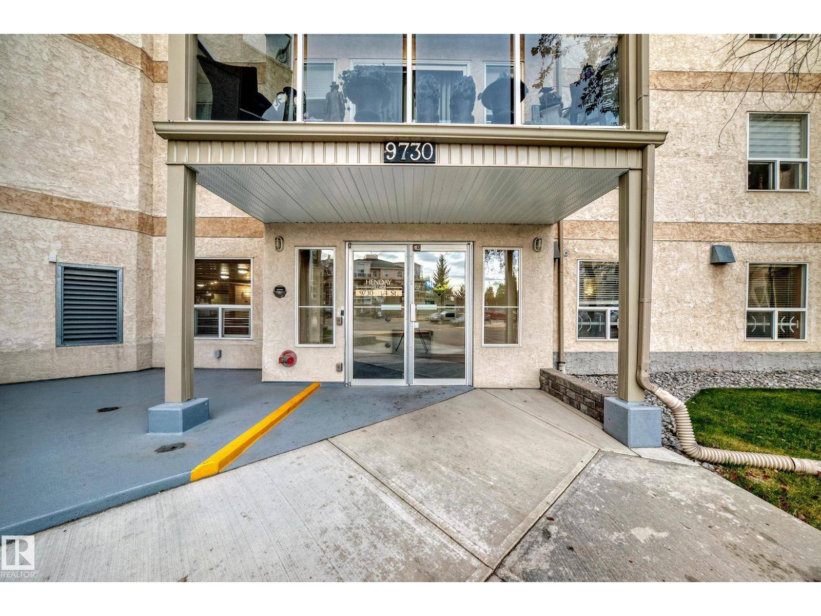 Edmonton, AB T5T6J4,#116 9730 174 ST NW