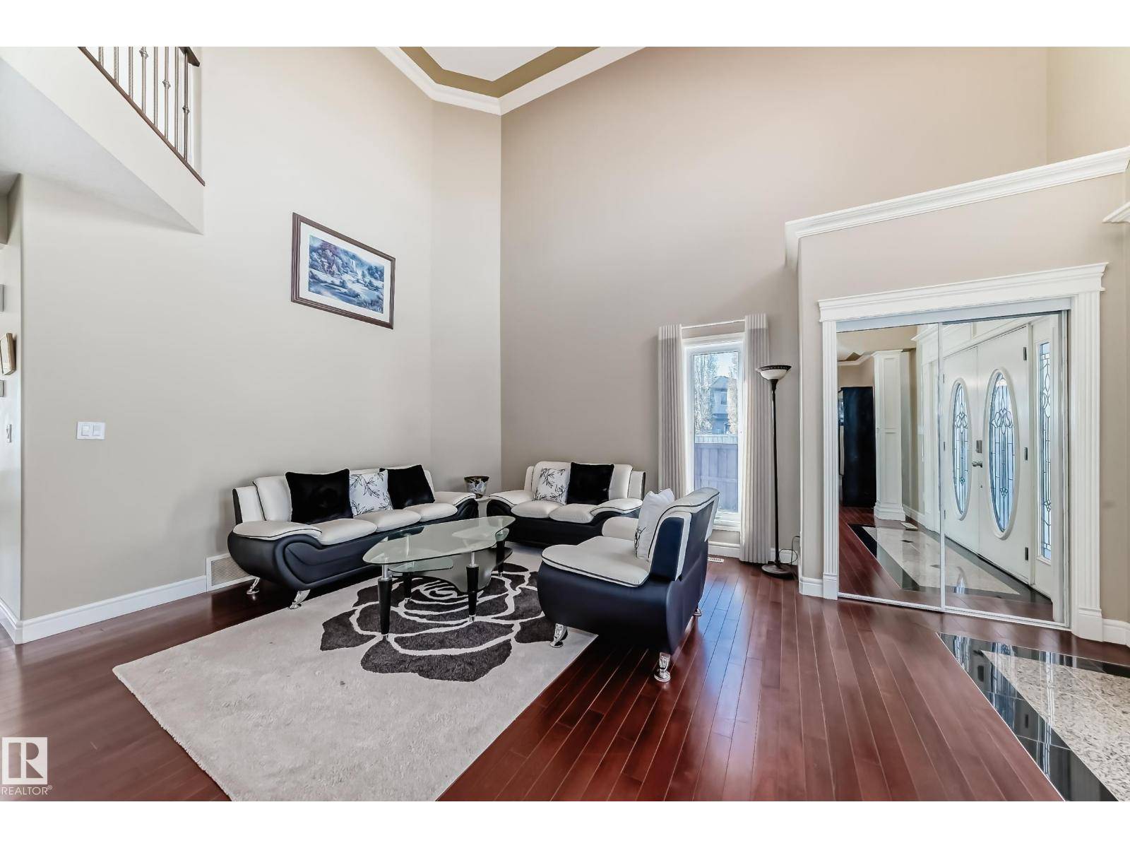 Edmonton, AB T5A3V4,16104 136 ST NW