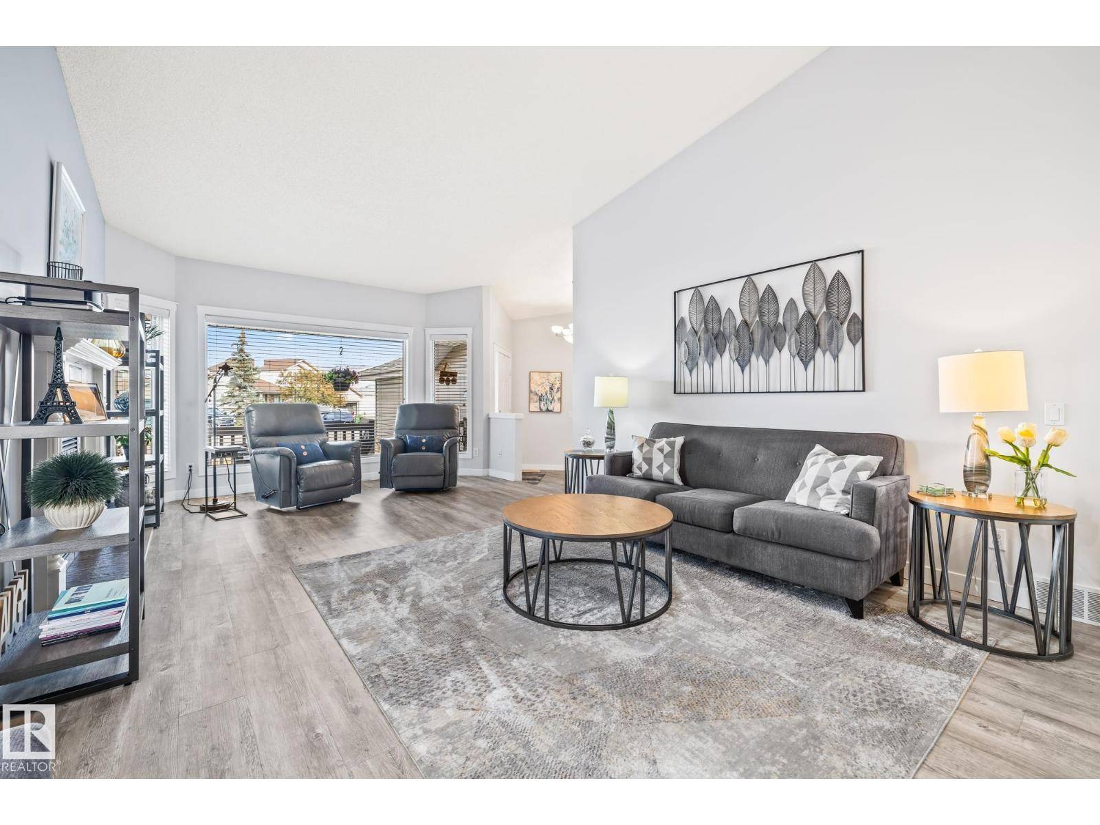 Edmonton, AB T5T6B7,18931 89 AV NW